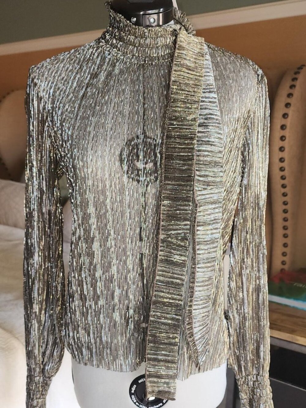 NWT L'Agence Paola Gold Metallic Sheer Shirred Turtleneck Blouse XS 4987PLM